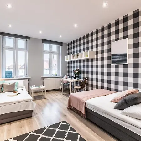 Appartamento Rent Like - Plac J. Bema 5a