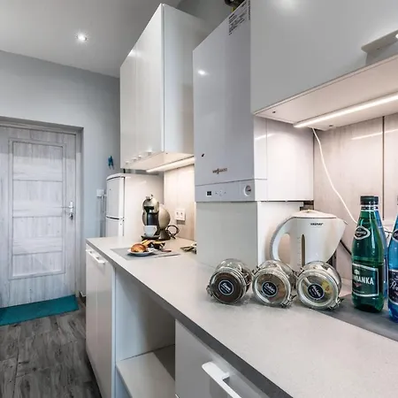 Rent Like - Plac J. Bema 5a Appartamento Breslavia