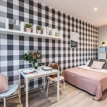Rent Like - Plac J. Bema 5a Breslavia